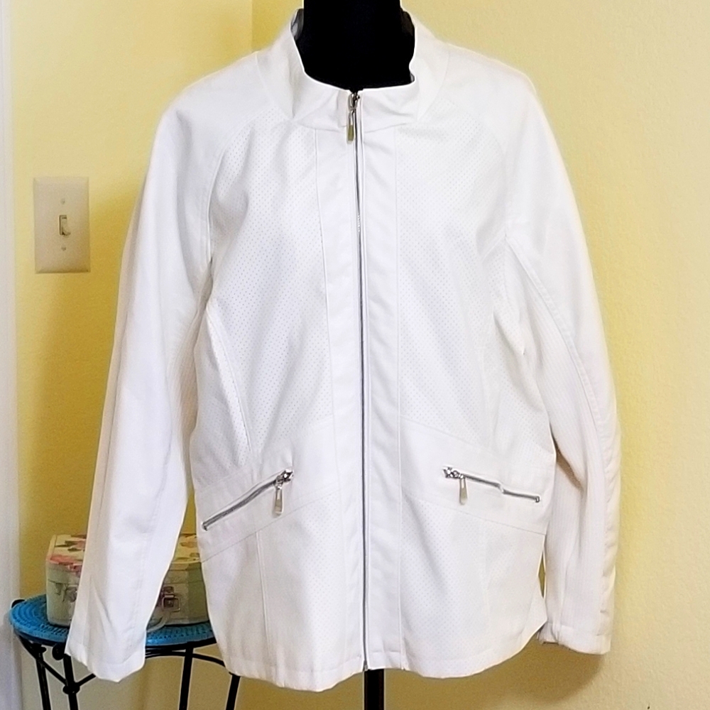 Laura Lane White Jacket